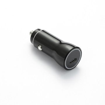 WE Chargeur allume-cigare 1 port USB-C - 20W/3A - avec c&acirc;ble USB-C/USB-C torsad&eacute; 1.50m - noir